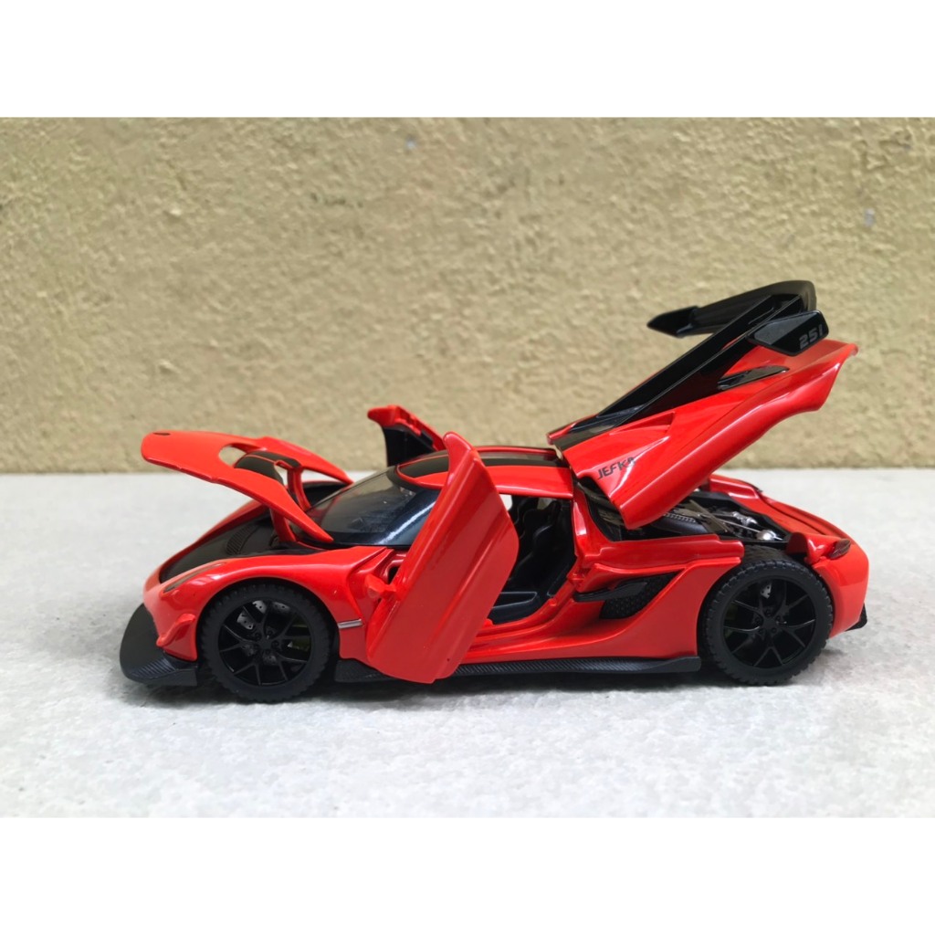 Mô hình siêu xe Koenigsegg jesko 1/32