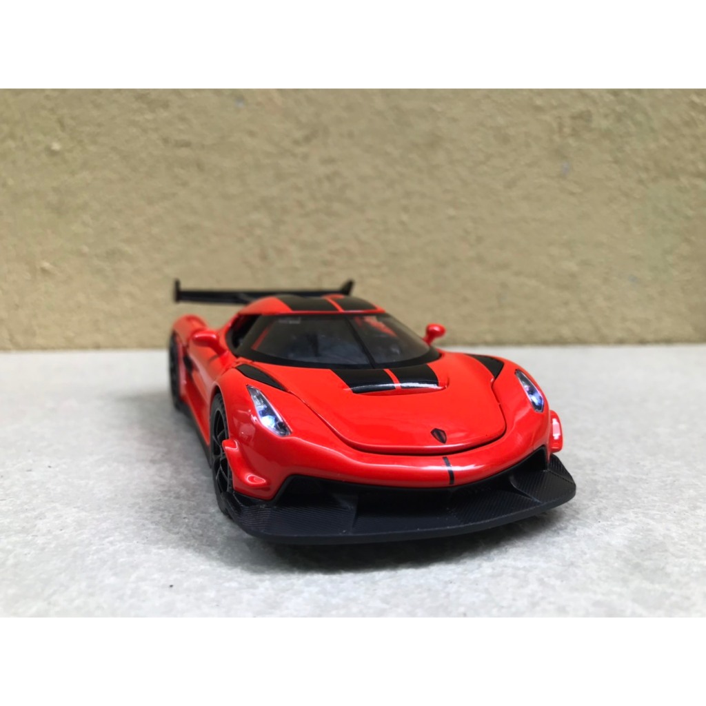 Mô hình siêu xe Koenigsegg jesko 1/32