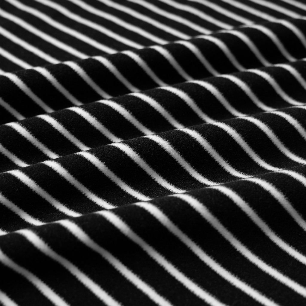 Áo thun cổ tròn TRACY vải cotton Single Lông Cừu mền mịn, co giãn, trẻ trung - HUSSIO