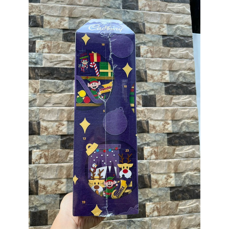 Set kẹo socola kèm lịch Noel, Giáng Sinh cho bé khám phá Cadbury advent calendar 312gram