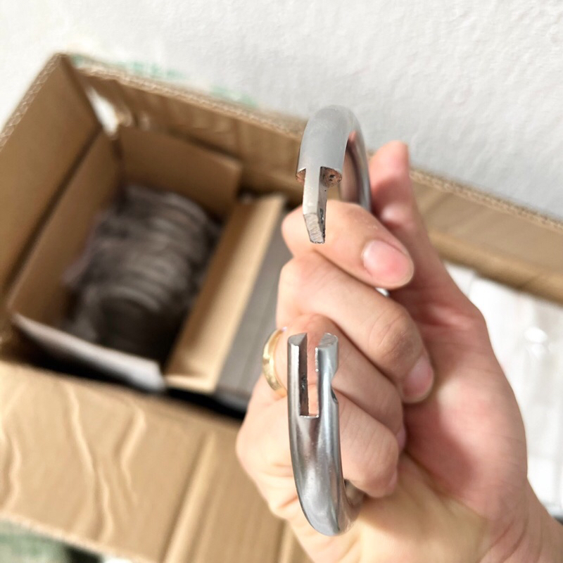 Vòng thép không rỉ xâu mũi bò siêu bền