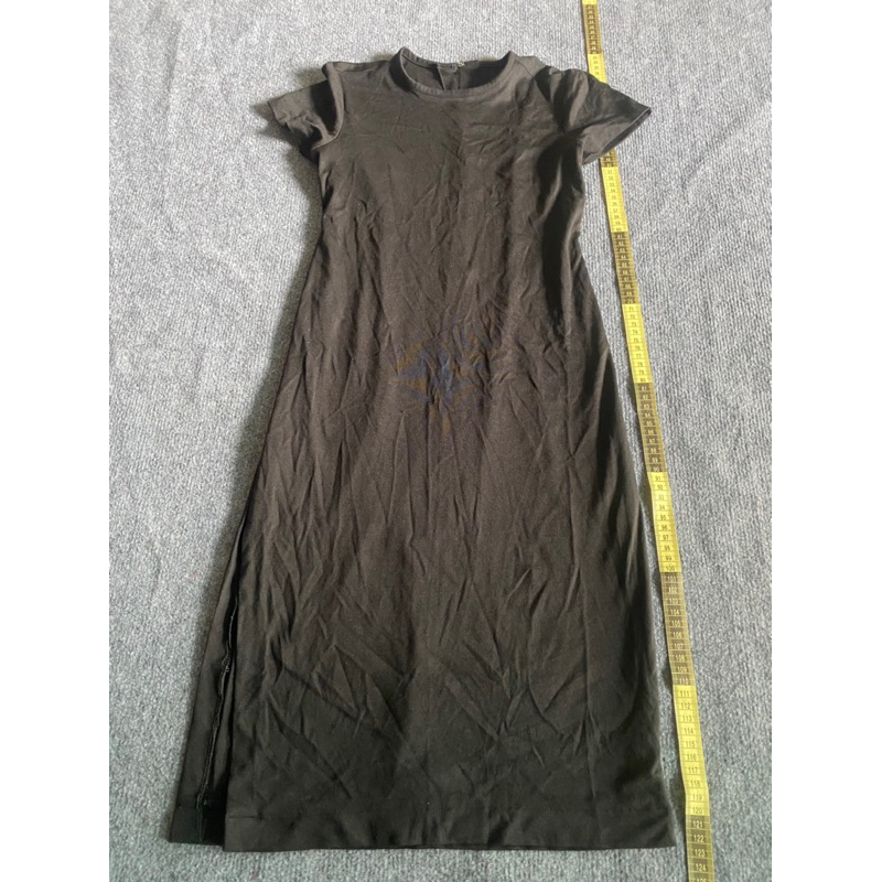 đầm đen trơn dưới 57kg