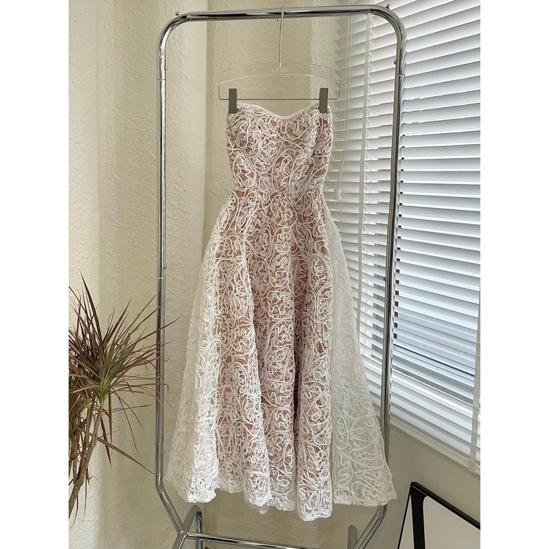 Đầm cúp ren xoè công chúa