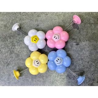 Phụ kiện bông cúc gắn nón cute