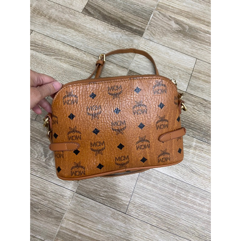 Túi si hiệu MCM