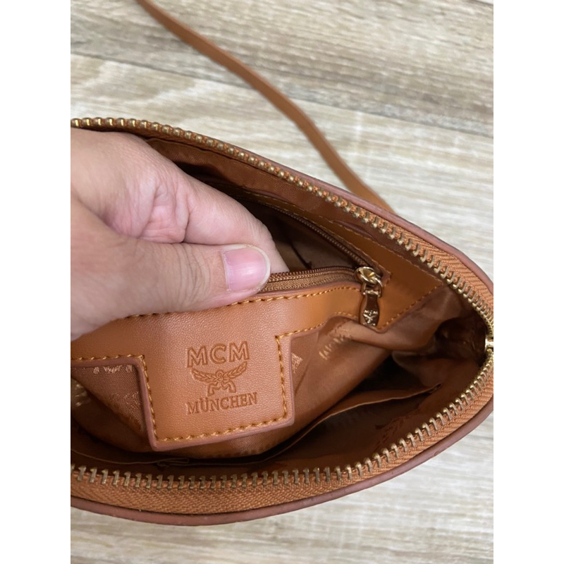 Túi si hiệu MCM