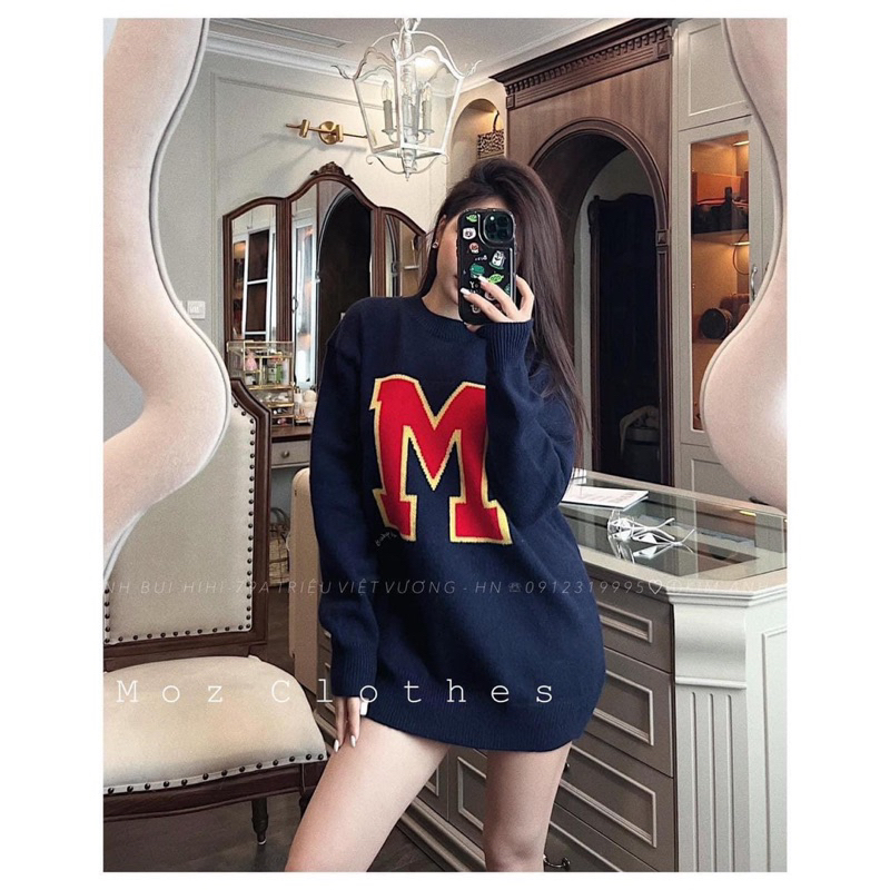 Áo len sweater nữ chữ M dáng giấu quần hàng Qc