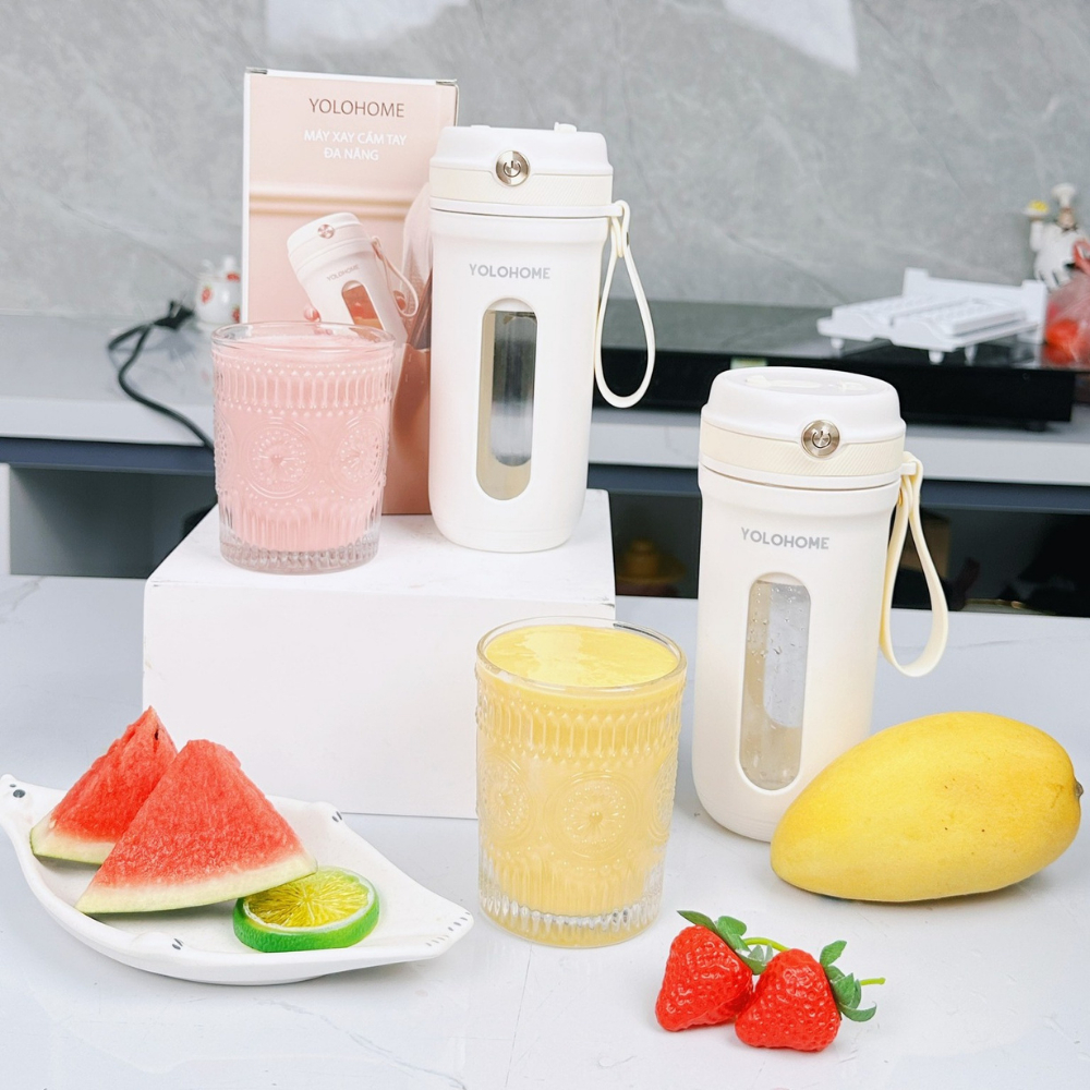 Máy xay cầm tay xinh xắn - tạo ra những ly sinh tố thơm ngon