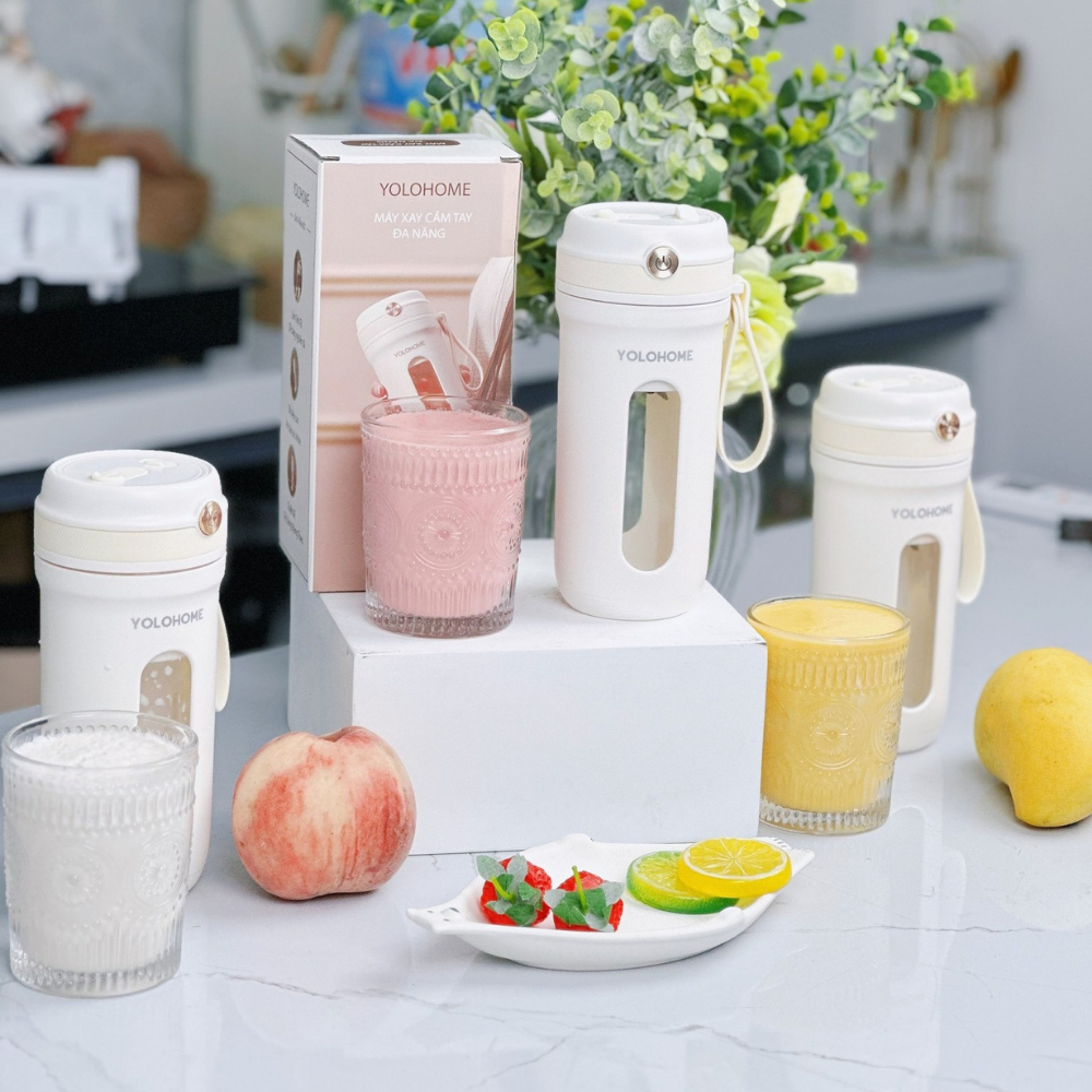 Máy xay cầm tay xinh xắn - tạo ra những ly sinh tố thơm ngon