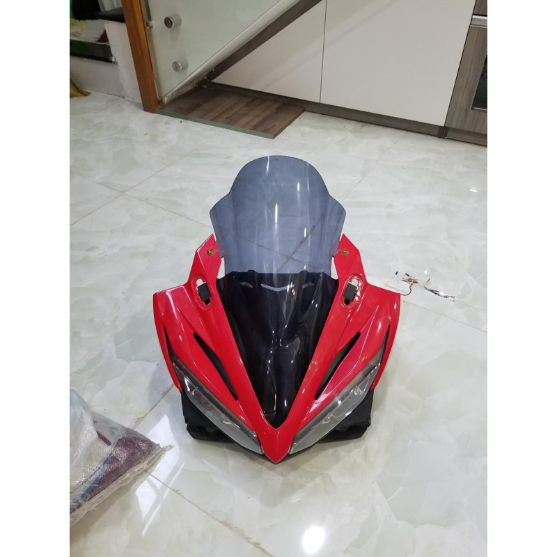 Kính gió cbr150 2019 2020