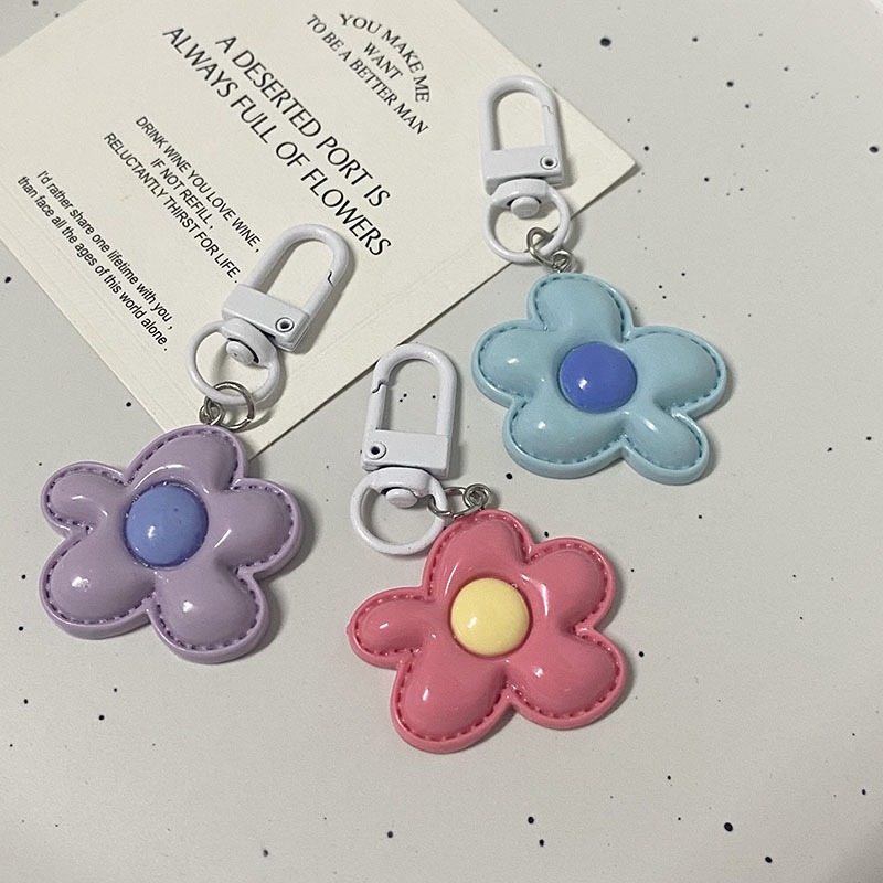 Phụ kiện gắn túi xách, móc khóa hình bông hoa
