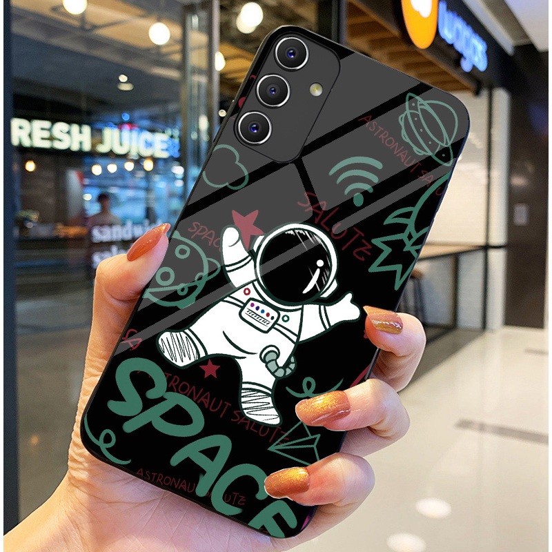 Ốp Lưng SAMSUNG GALAXY M34 5G Ốp kính bóng cao cấp Phi Hành Gia