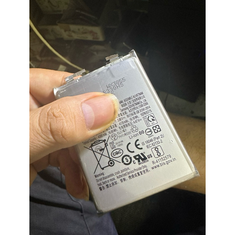 Pin pixel 3xl dung lượng cao và phôi pin 4300 mha