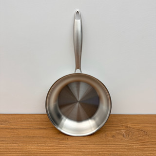 Chảo inox 304 nguyên khối 18/10 Lunkai Oyatton nông lòng bếp từ không tráng phủ thép 3 lớp