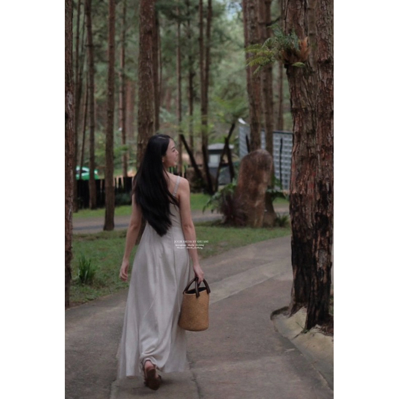 𝐉𝐨𝐥𝐢𝐞 𝐃𝐫𝐞𝐬𝐬 - Đầm 2 Dây Chéo Ngực Linen