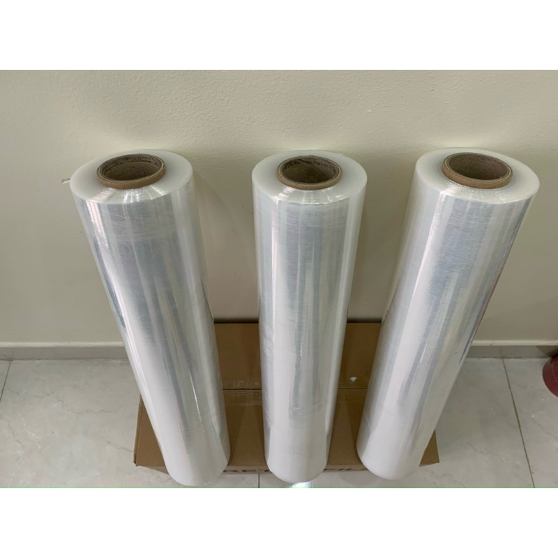 Màng quấn pe trắng 2kg- 3kg 1 cuộn lõi mỏng dành cho người quấn ít độ dính cao quấn chống bụi chống nước.