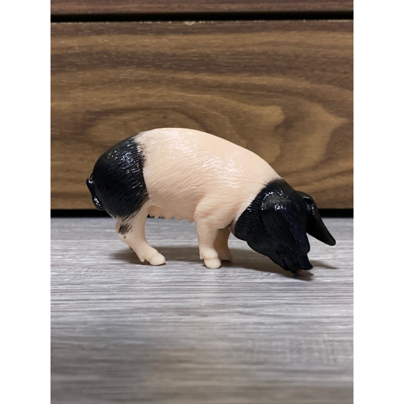 Mô hình động vật Gia Đình Heo đẹp sắc sảo như hình , làm rất chi tiết thực tế