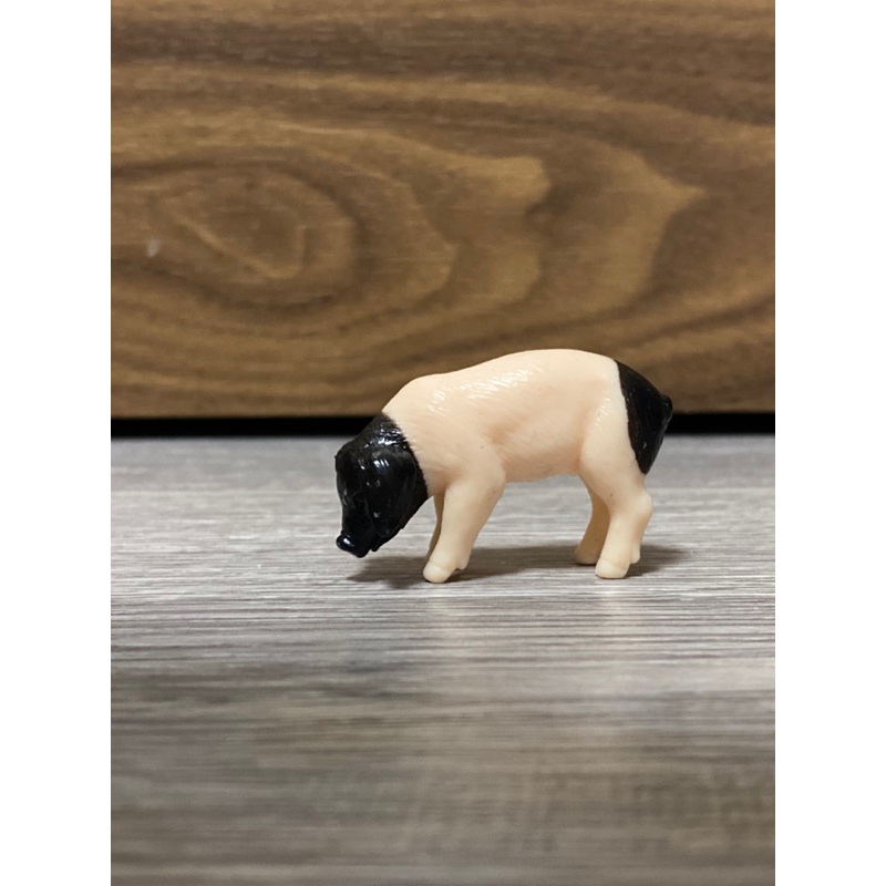 Mô hình động vật Gia Đình Heo đẹp sắc sảo như hình , làm rất chi tiết thực tế