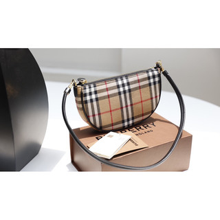 Túi xách Burberry kẹp nách size 20cm fullbox
