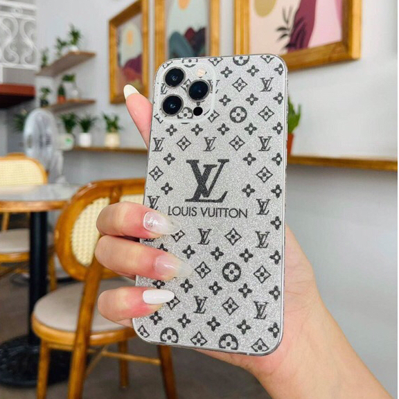 Miếng dán kim tuyến nhũ lv GC dán mặt sau cho iphone 15 promax 14 promax 13 promax 12 promax 11 promax 11