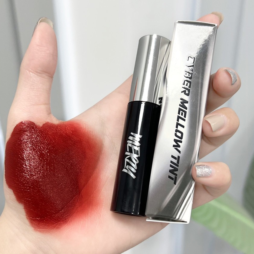 Son Kem Lì, Mịn Mượt Nhẹ Môi, Che Rãnh Môi Merzy Cyber Mellow Tint 4g
