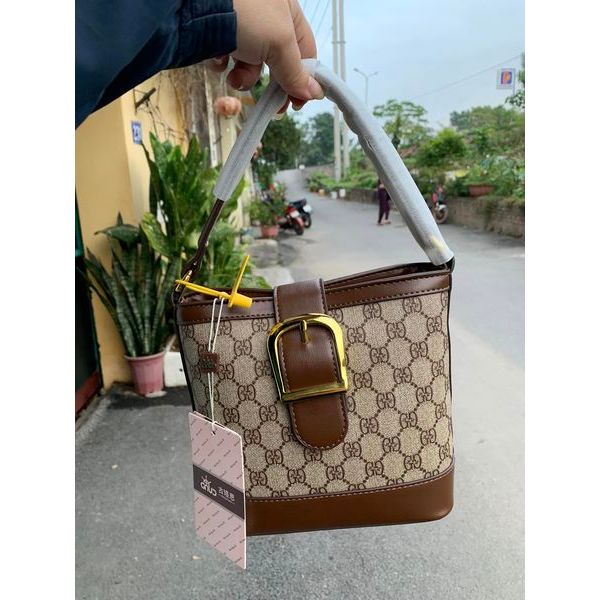 Túi buket đeo chéo