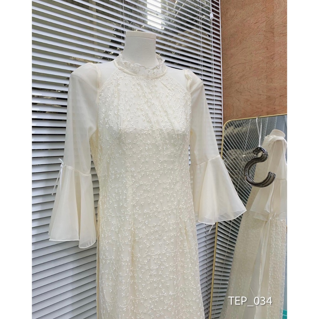 Set áo dài ren phối tơ cách điệu màu kem tôn dáng - Retrostyle - Aodairen589_P7K5