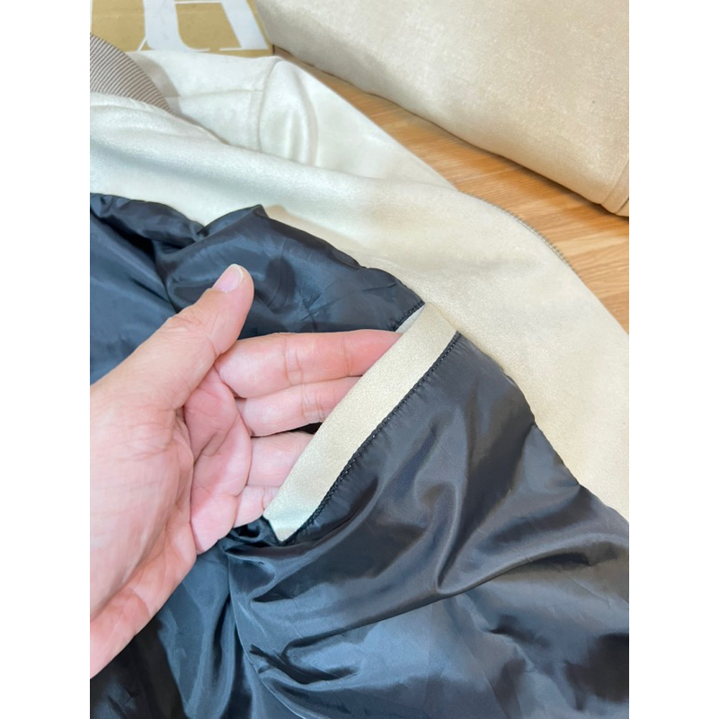 Áo khoác nam bomber Za/Ra,tay chun chất gió đẹp mịn hàng xuất khẩu xịn chuẩn hãng