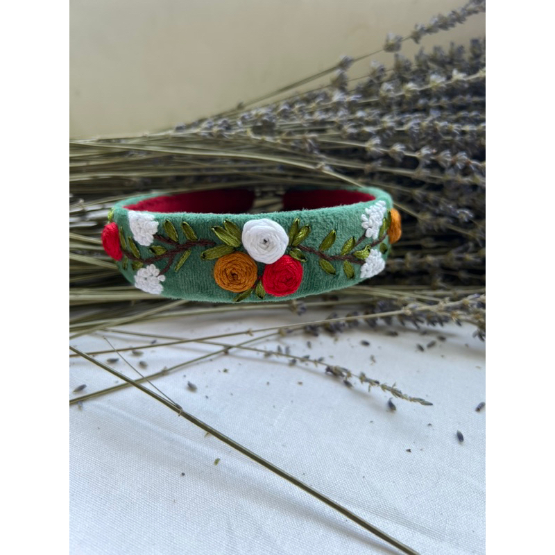 Cài tóc vải nhung thêu Handmade by Chang