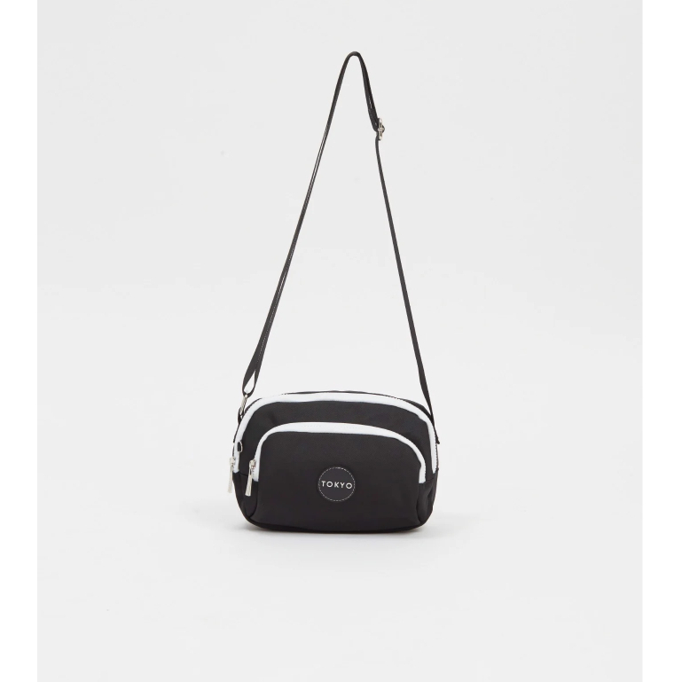 Túi đeo chéo TOKYOLIFE C8BAG520M