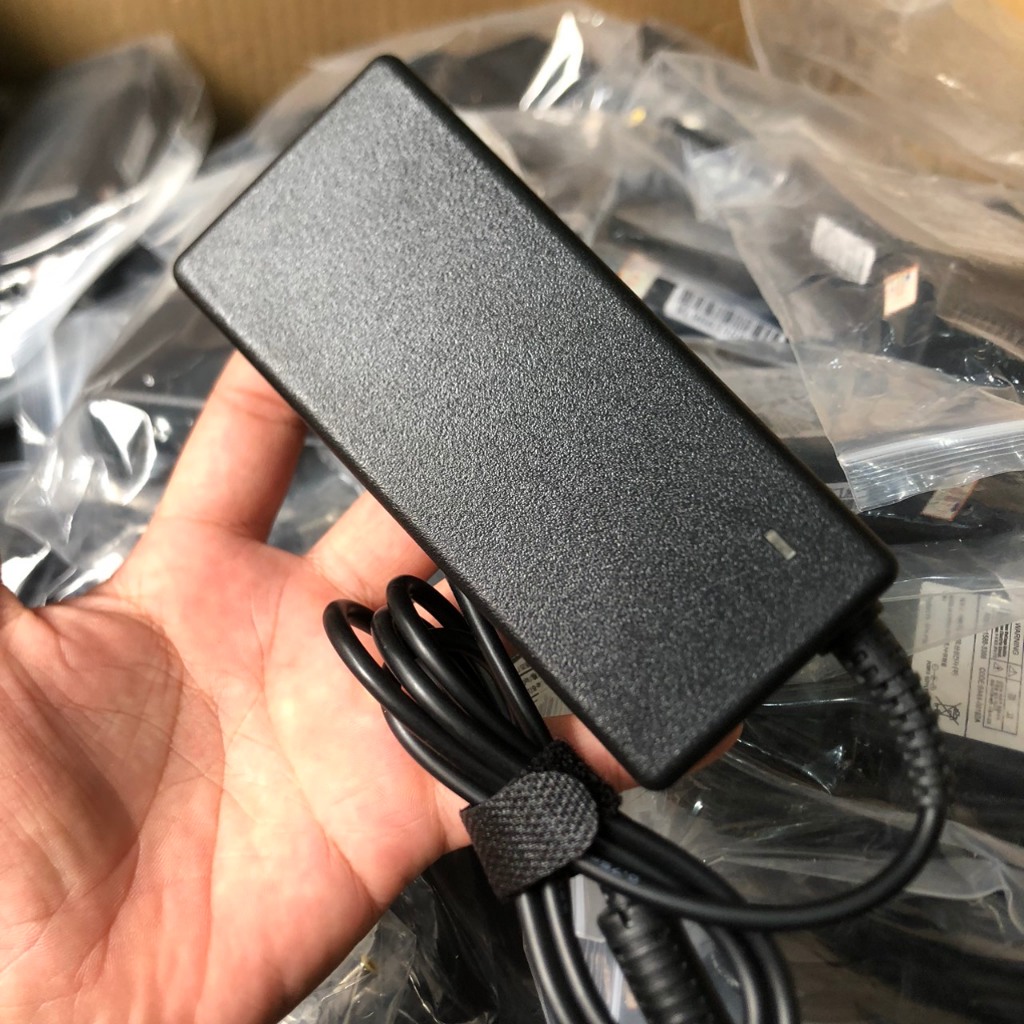 Sạc màn hình Samsung 14V–3A, adapter samsung chân 6.5mm x 4.5mm, Có đèn báo hàng xịn nk, bảo hành 12 tháng