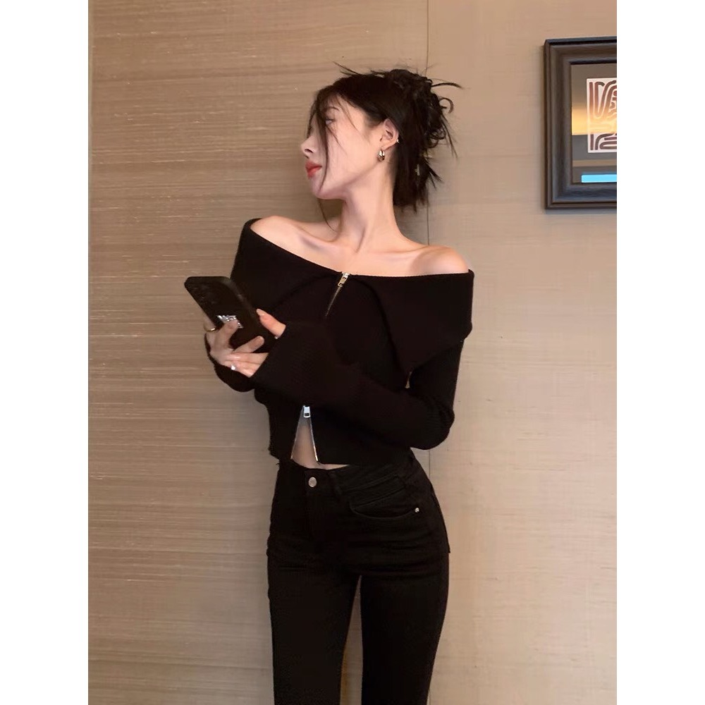 Áo croptop thun gân tay dài trễ vai L007