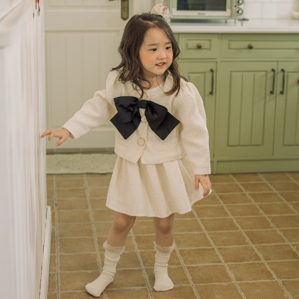 Set xinh cho bé gái Sora.bébé Lovely Tweet Set chất liệu dạ tweet lót lụa phối nơ to bản xinh xắn điệu đà