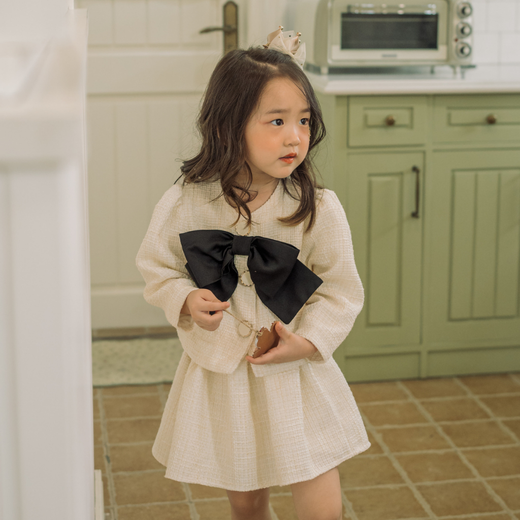 Set xinh cho bé gái Sora.bébé Lovely Tweet Set chất liệu dạ tweet lót lụa phối nơ to bản xinh xắn điệu đà