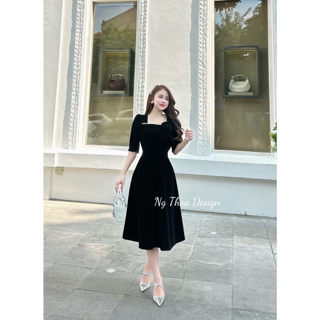 Váy nhung cổ vuông dá hoa ngực công sở dự tiệc nữ dáng xòe trang tríb hoa trẻ trung, đầm thiết kế MQ Boutique cao cấp