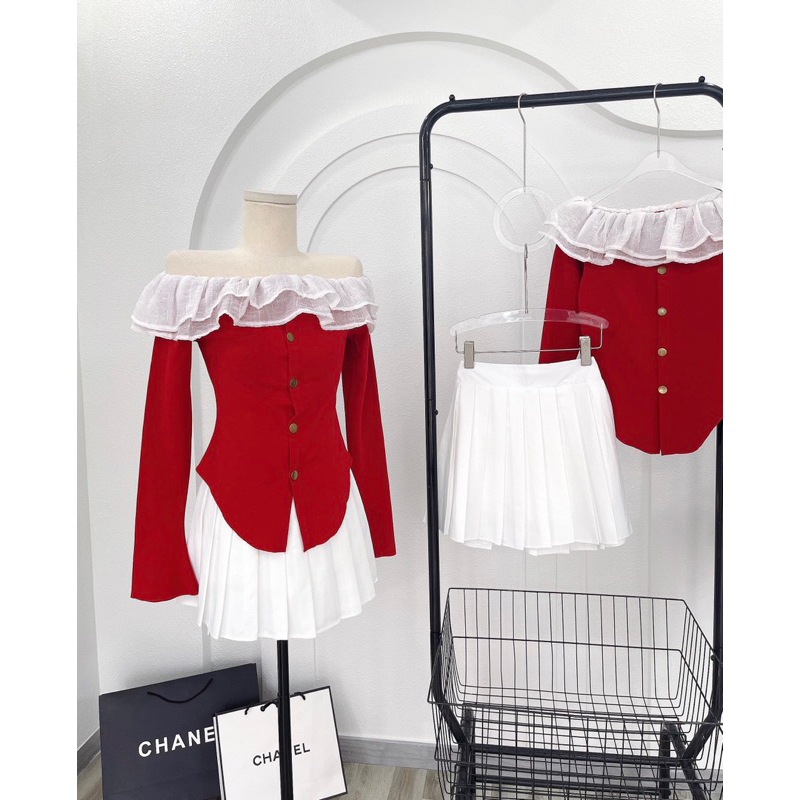SET CHÂN VÁY TRẮNG XẾP LY ÁO BẸT VAI ĐỎ TAY DÀI