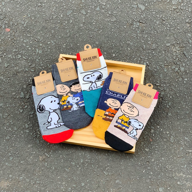 TẤT / VỚ HOẠT HÌNH SNOOPY