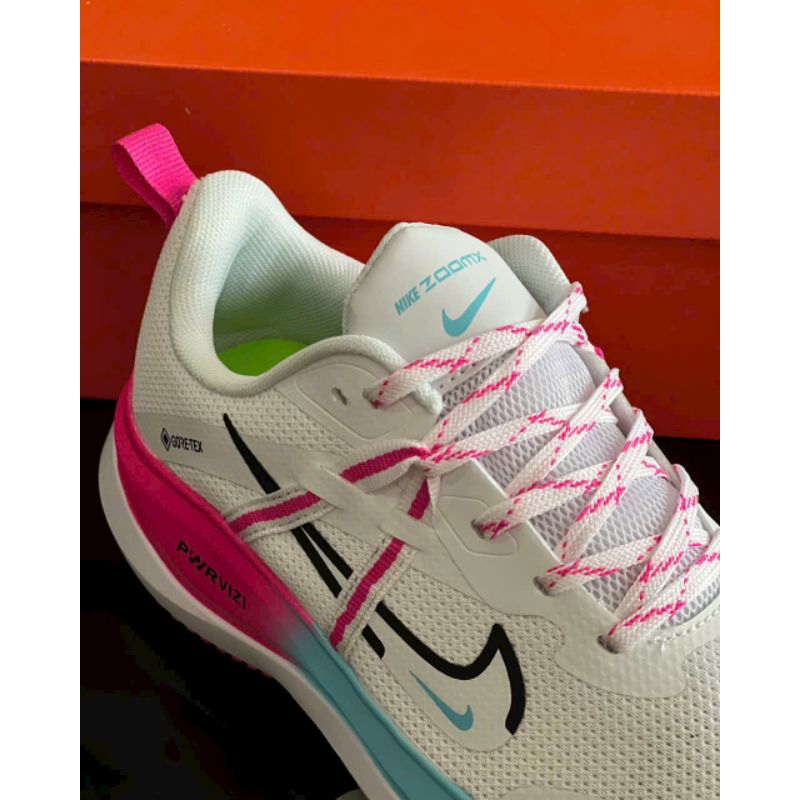 Giầy nike về hàng.