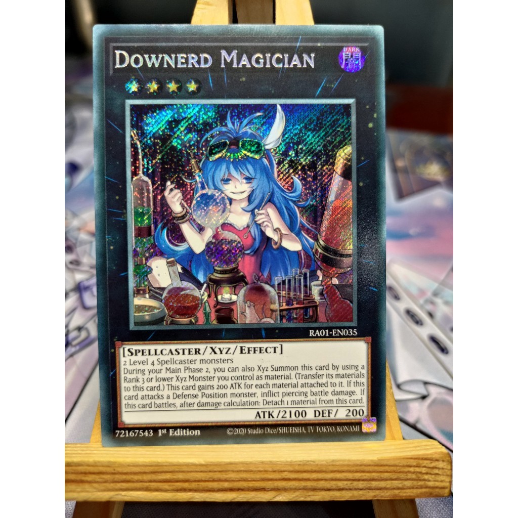 Thẻ bài Downerd Magician - RA01-EN035