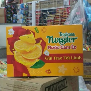 Lốc  nước cam Twister (6lon x330ml).