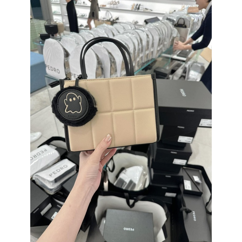 Túi quai xách pd chần trám ô vuông tặng kèm charm ví nhỏ