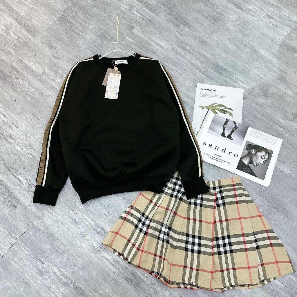 Set Bộ Đồ Nữ Áo Nỉ  Dáng Dài Phối Kẻ Tay Áo Mix Chân Váy Kẻ Freesiz