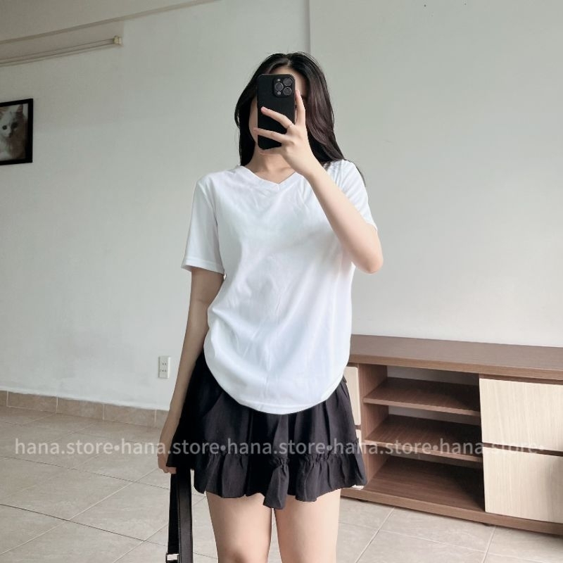 Áo thun cổ tim , tay ngắn .nhiều màu . chất cotton thoáng mát