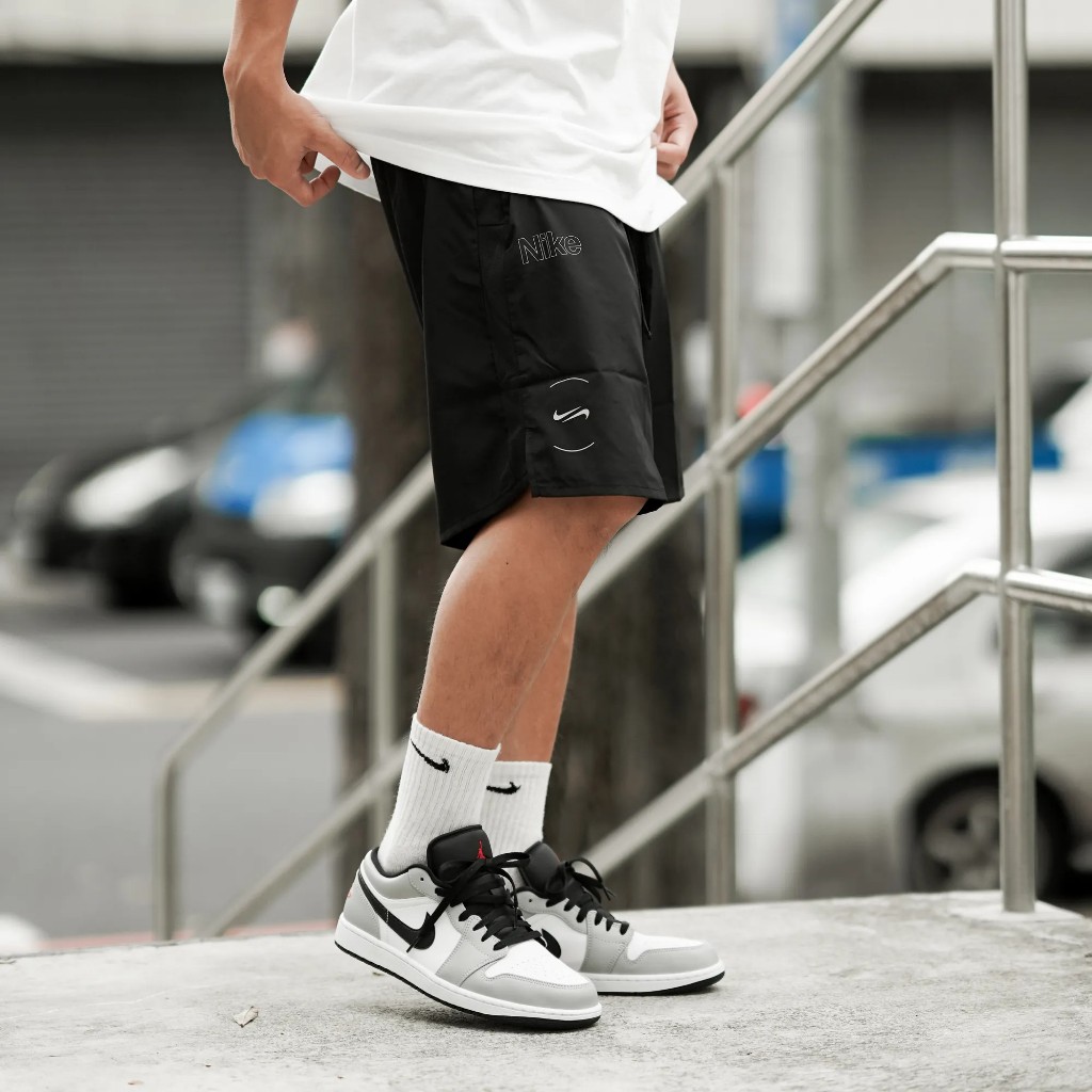 Quần ngắn thể thao nam nữ Nike Challenger Dri-FIT 9′ Running Shorts ; Quần đùi dù chạy bộ, tập gym, yoga - Đen