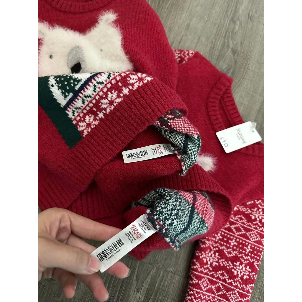 Áo len gấu trắng đỏ cho bé