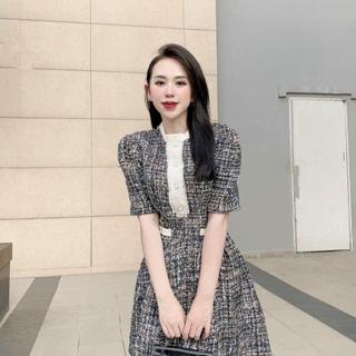 TK03 Đầm thiết kế chất dạ kim tuyến cổ tròn tay phồng-MITRUC