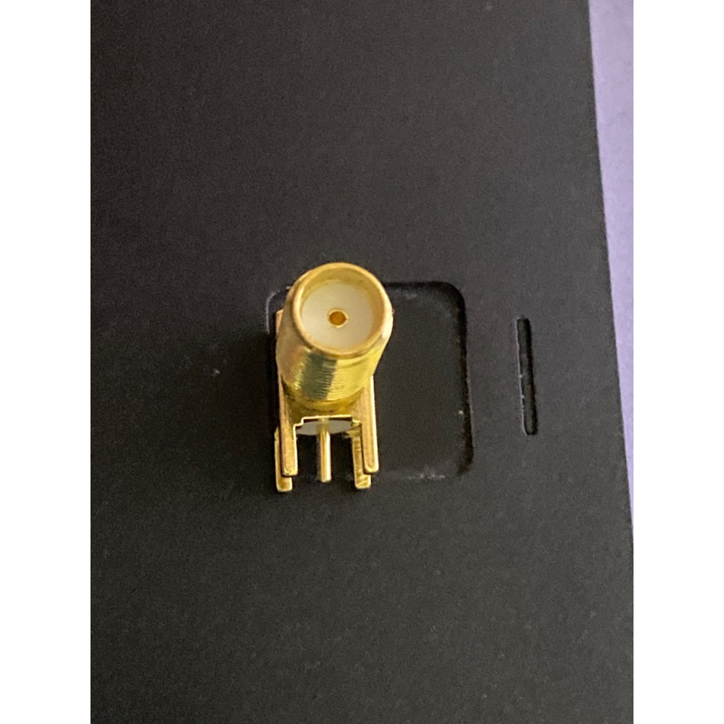 Connector nối với ăng ten GPS loại dây bên ngoài