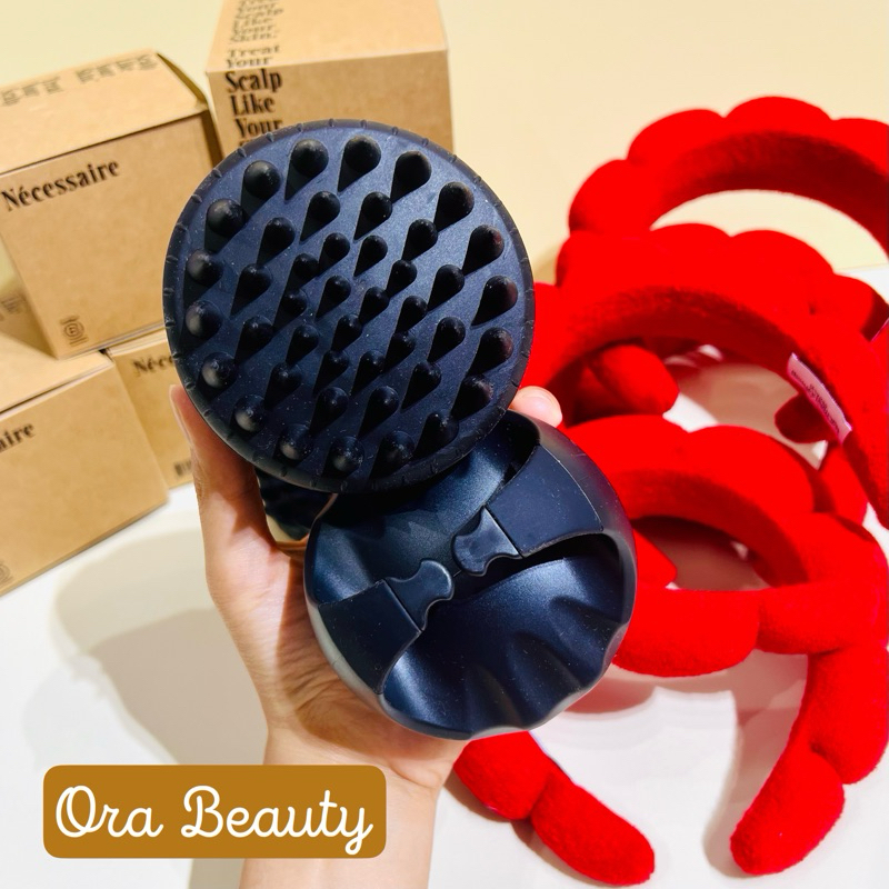 Dụng cụ massage da đầu Necessaire The Scalp Tool