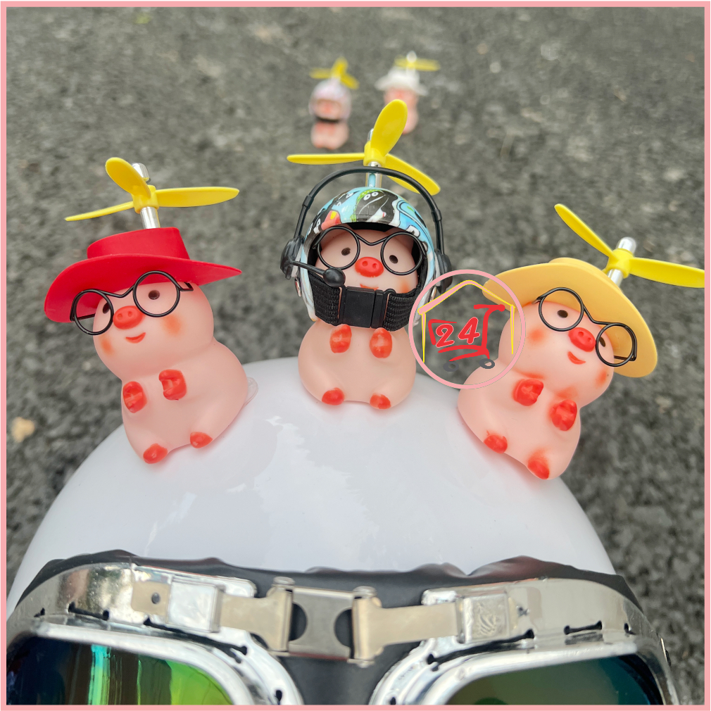 Phiên Bản Đặc Biệt. Heo dán mũ bảo hiểm, kèm miếng dán, kính, tai nghe. Dán mũ bảo hiểm, dán xe, dán ô tô. PHIÊN BẢN DÁN