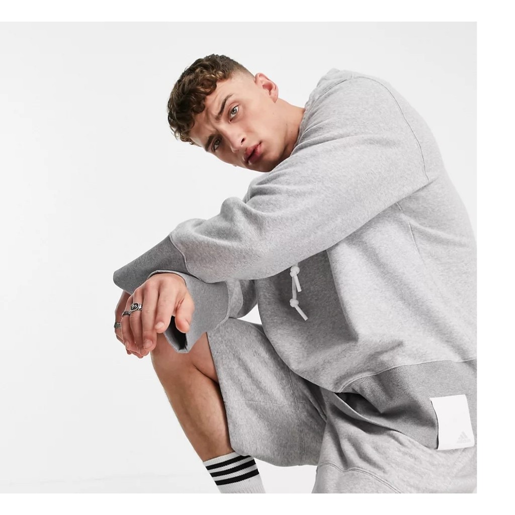 Hoodie Das dành cho nam. Chất nỉ bông dày dặn, chắn chắn. Giá hãng đắt đỏ. Hàng chính hãng, xịn 100%.